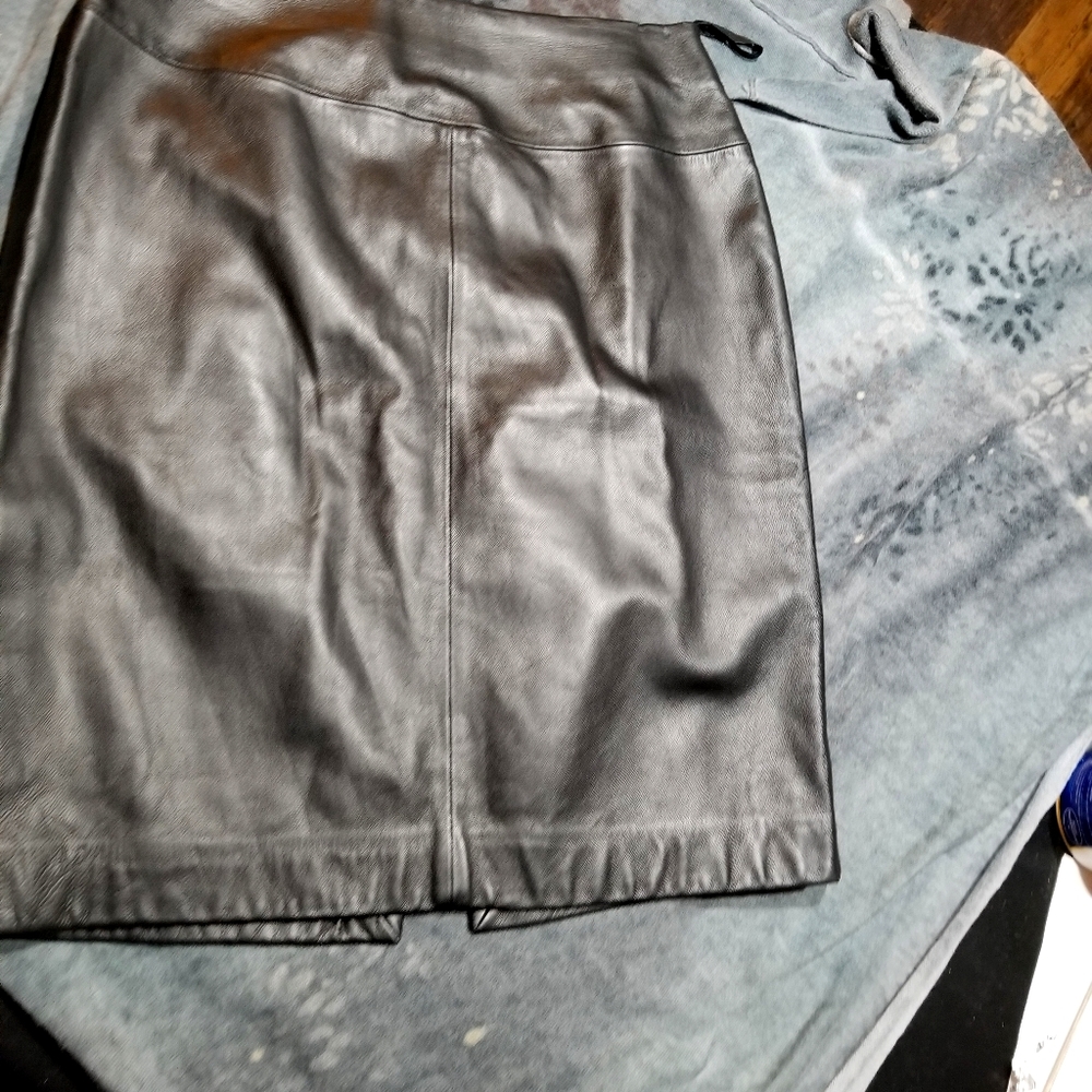 Leather skirt